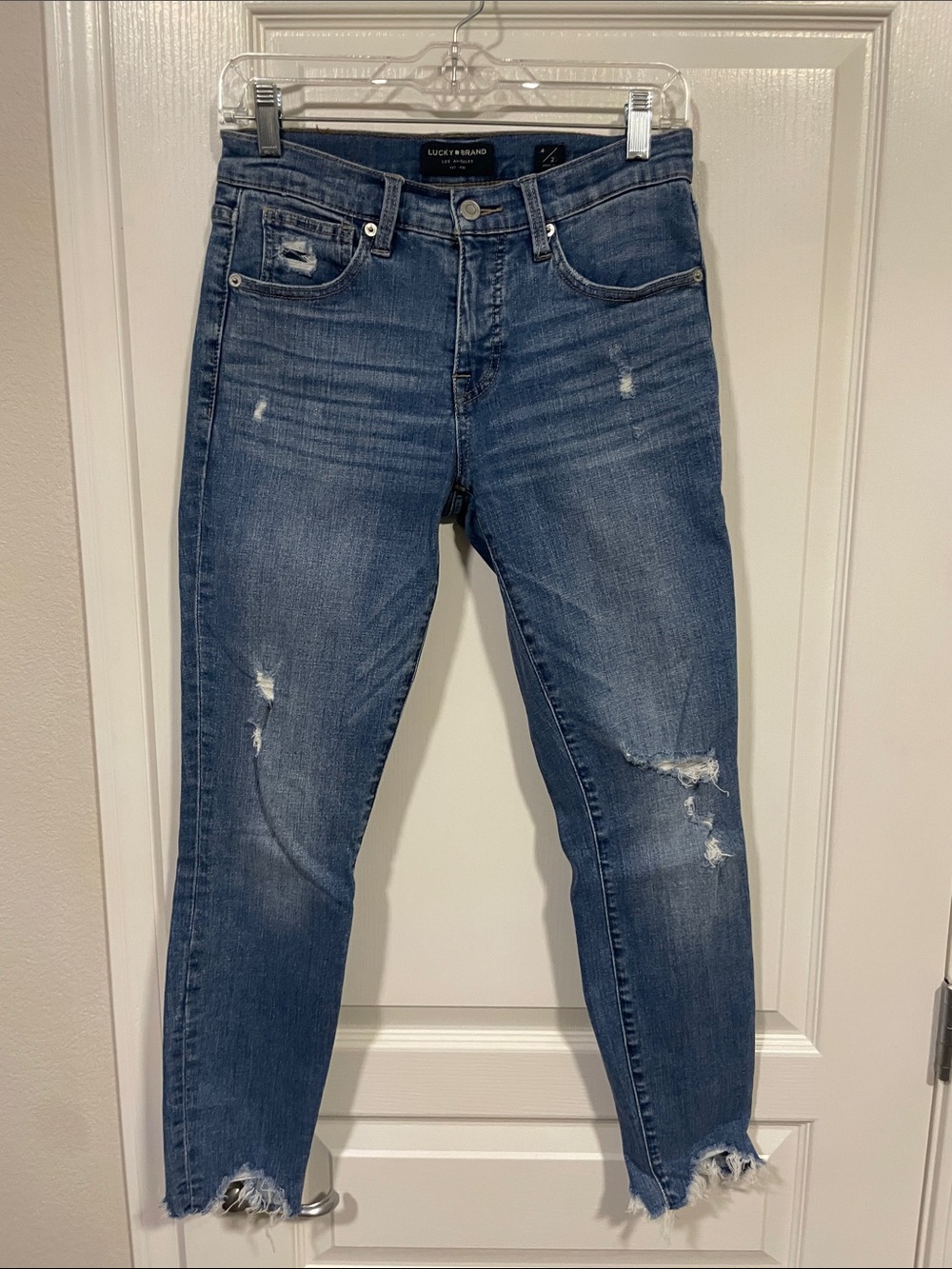 Lucky Brand Distressed Cropped Blue Ankle Jeans